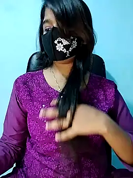 Sadika- online show from December 6, 5:33 pm