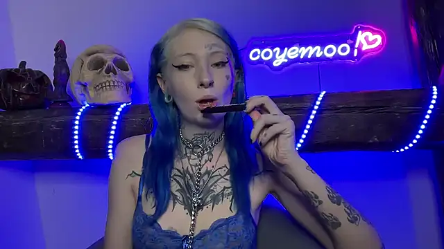 coyemoo online show from February 1, 12:37 pm