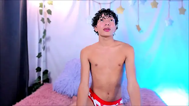 Snapshot of Im_Alejo chatting on March 9, 2:04 am Im Alejo online show from March 9, 2:04 am