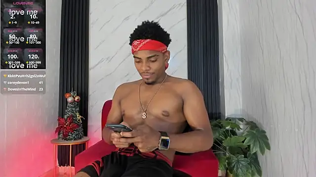 Snapshot of Jack_Muscles69_ chatting on January 6, 3:40 pm Jack Muscles69 online show from January 6, 3:40 pm