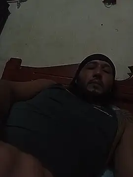 Snapshot of markikijr21 chatting on January 14, 9:37 am markikijr21 online show from January 14, 9:37 am