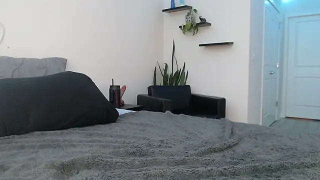 Snapshot of fallongrayxo chatting on March 21, 4:18 pm fallongrayxo online show from March 21, 4:18 pm