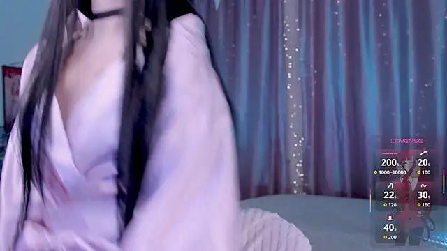 Carolina Leep online show from October 28, 1:25 pm