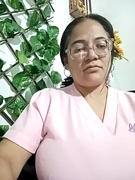 skarleth001 online show from September 28, 1:22 am