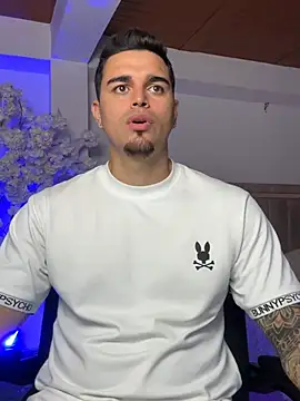 Axel Big cock online show from July 11, 1:52 am