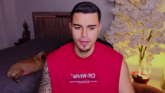 Axel Big cock online show from July 16, 11:00 pm