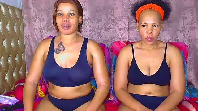 Snapshot of White_Porshe chatting on October 27, 11:41 pm White Porshe online show from October 27, 11:41 pm