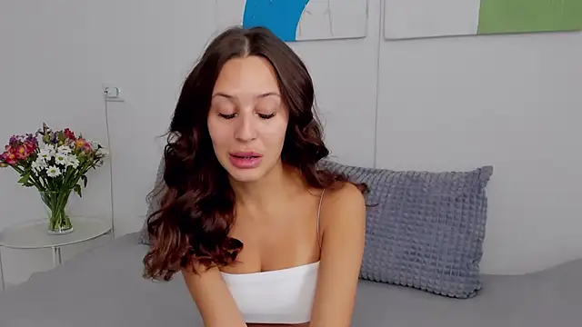 SelenaRousey online show from September 26, 7:34 am