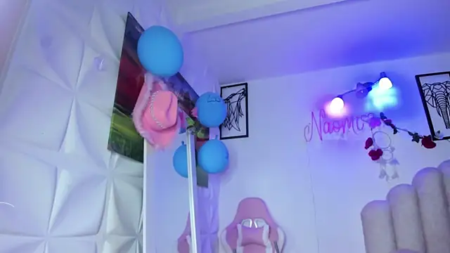 NaomiAsha online show from March 17, 11:32 pm