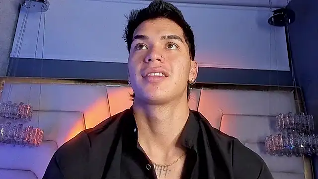 Snapshot of AndyPalmer_ chatting on February 27, 2:43 pm AndyPalmer online show from February 27, 2:43 pm