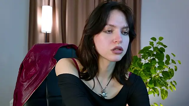 Niky  Jess online show from April 23, 2:08 pm