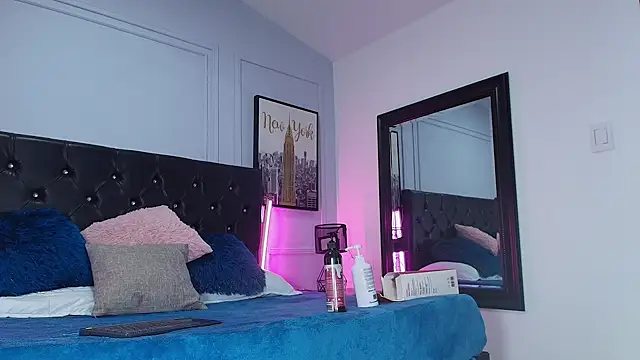 Lizz Tender online show from December 22, 12:16 pm