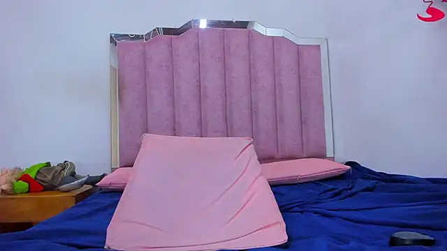 anisha x online show from January 10, 7:32 pm