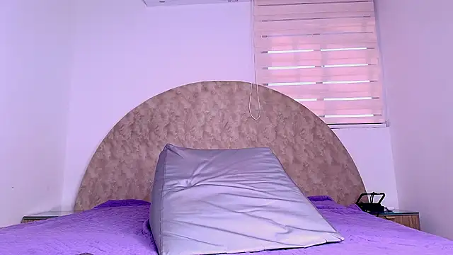 anisha x online show from March 7, 7:22 pm