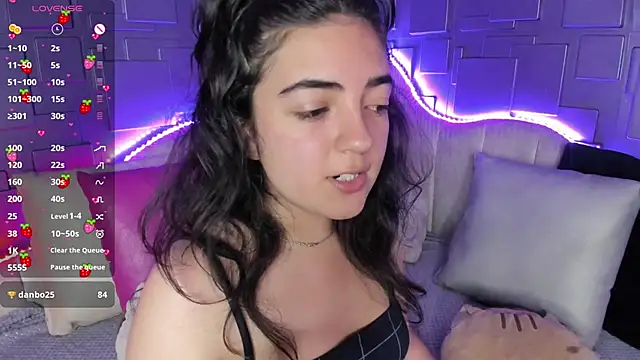 meraki fraise online show from December 14, 7:25 pm