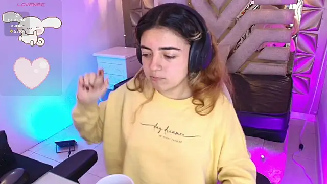 meraki fraise online show from November 16, 8:14 pm