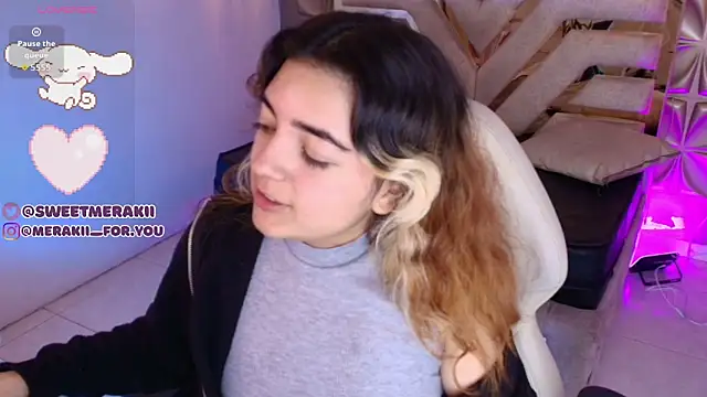 meraki fraise online show from December 17, 4:07 am