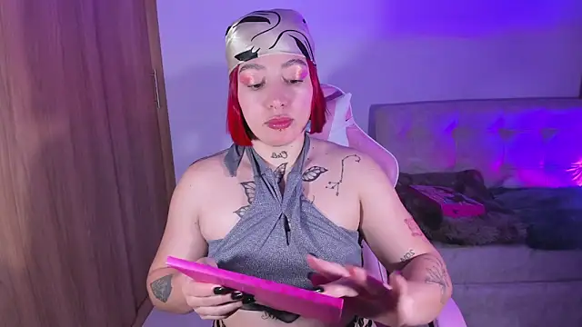 annika taylor online show from February 27, 12:10 am