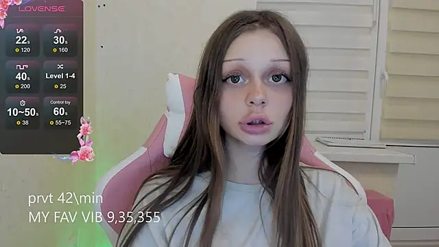 shy melony online show from December 13, 8:04 pm