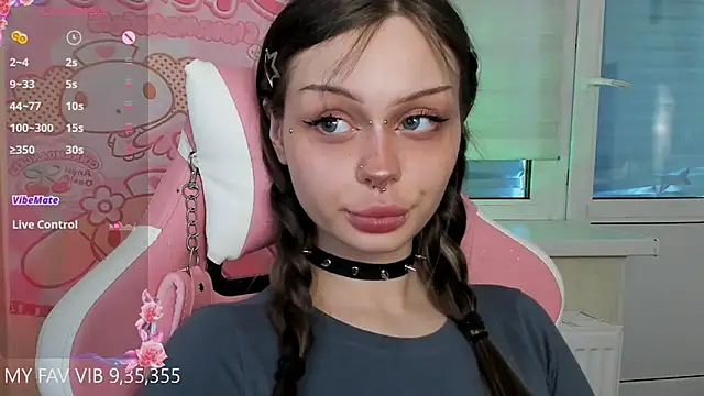 shy melony online show from March 17, 1:14 pm