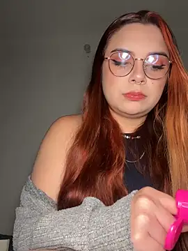 NatyOlson online show from November 5, 4:23 am