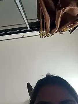 Snapshot of Hotmilfxox chatting on February 1, 5:58 pm Hotmilfxox online show from February 1, 5:58 pm