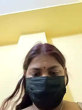 Snapshot of Hotmilfxox chatting on March 6, 1:24 pm Hotmilfxox online show from March 6, 1:24 pm