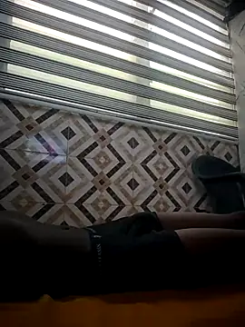 Snapshot of stephbig777 chatting on November 17, 8:42 am stephbig777 online show from November 17, 8:42 am