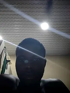 Snapshot of stephbig777 chatting on January 9, 1:41 am stephbig777 online show from January 9, 1:41 am