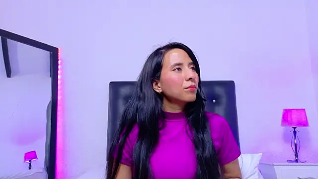 Skinny hottie18 online show from October 2, 2:02 pm