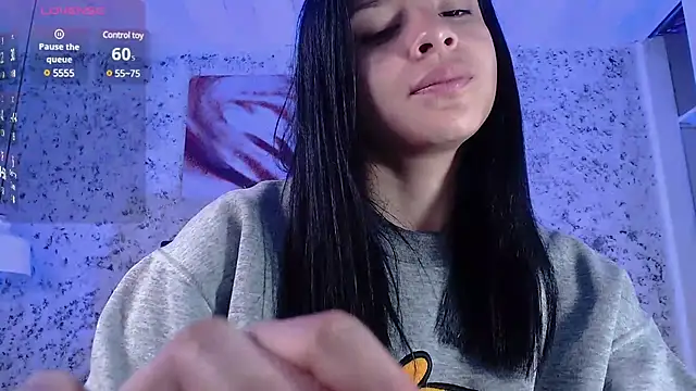 Snapshot of Zoee_babygirl chatting on January 5, 1:26 pm Zoee babygirl online show from January 5, 1:26 pm