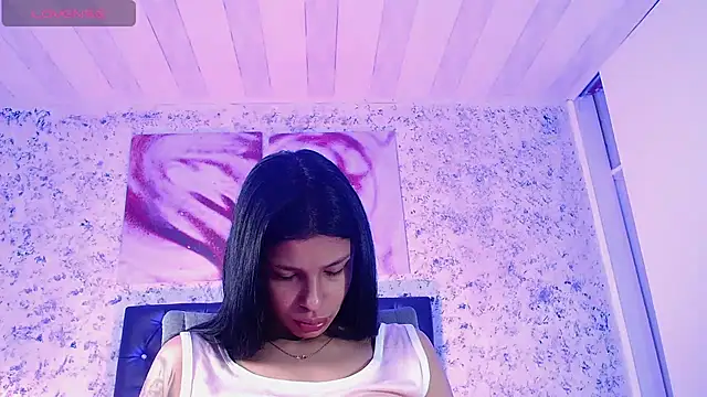 Snapshot of Zoee_babygirl chatting on February 1, 12:58 pm Zoee babygirl online show from February 1, 12:58 pm