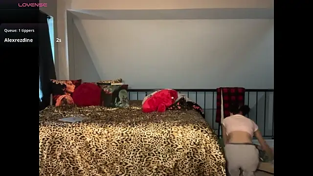 Snapshot of babybimbo chatting on February 22, 7:45 pm babybimbo online show from February 22, 7:45 pm