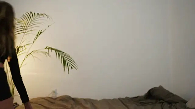 Stephany talks online show from April 5, 3:26 am