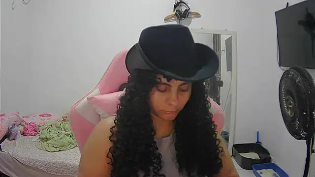Snapshot of leximaxell chatting on October 7, 5:26 am leximaxell online show from October 7, 5:26 am