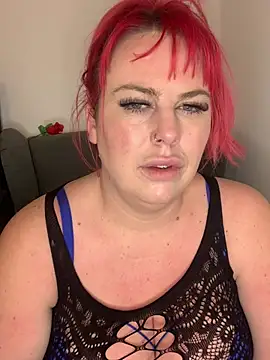 Snapshot of redxxxvixen chatting on March 2, 9:32 pm redxxxvixen online show from March 2, 9:32 pm