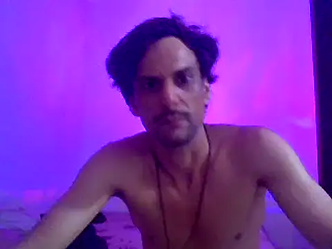 couplemilk online show from December 31, 9:42 am