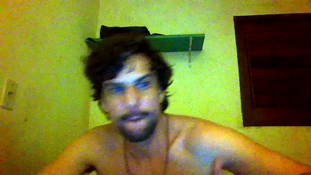Snapshot of couplemilk chatting on June 5, 6:31 am couplemilk online show from June 5, 6:31 am