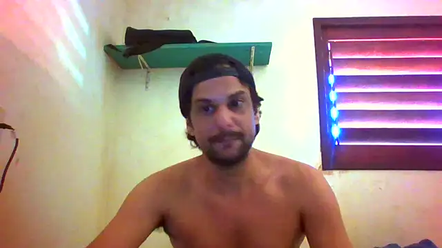 Snapshot of couplemilk chatting on June 19, 4:44 pm couplemilk online show from June 19, 4:44 pm