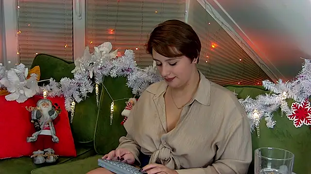 MaryMurray online show from December 13, 12:53 am