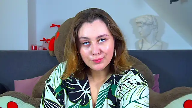 MaryMurray online show from October 19, 6:41 pm