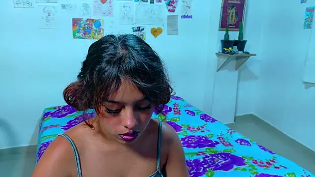 clydexxxbunny online show from December 27, 8:13 am