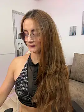 Snapshot of MiaaLoren chatting on January 16, 5:06 pm MiaaLoren online show from January 16, 5:06 pm