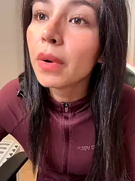 Adriennesexxx online show from January 6, 5:49 pm