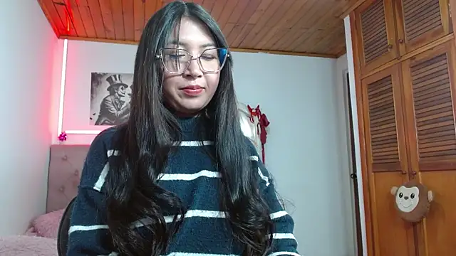 tifanny-squirt online show from October 10, 1:15 am