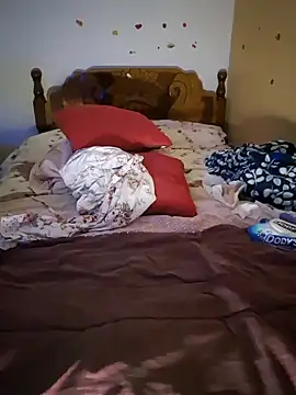 Snapshot of Lunababymylove chatting on December 28, 4:52 pm Lunababymylove online show from December 28, 4:52 pm