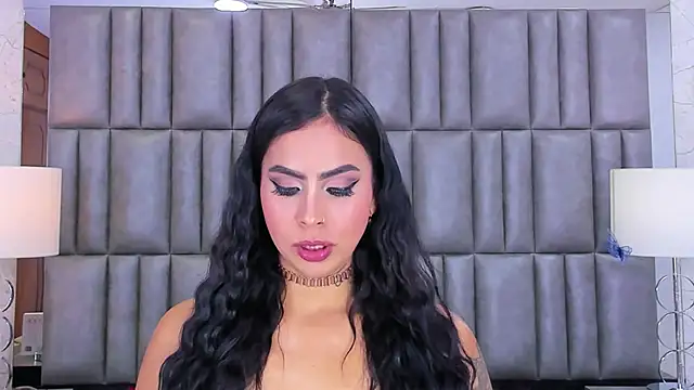 GiahDaniels online show from December 31, 8:26 am