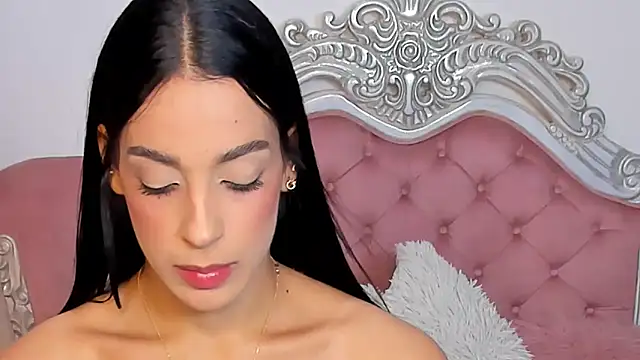 AngelineConnor online show from February 13, 1:40 am