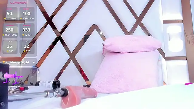 Snapshot of amberr_sweett69 chatting on February 26, 9:48 pm amberr sweett69 online show from February 26, 9:48 pm