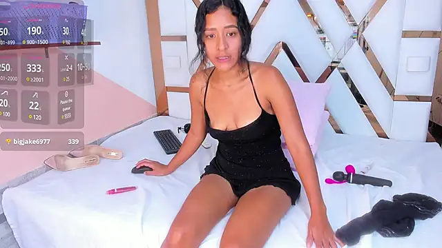 Snapshot of amberr_sweett69 chatting on March 6, 6:48 pm amberr sweett69 online show from March 6, 6:48 pm